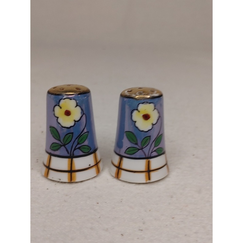 Vintage Japan Hand Painted Porcelain Salt & Pepper Shaker Blue Lustre A50